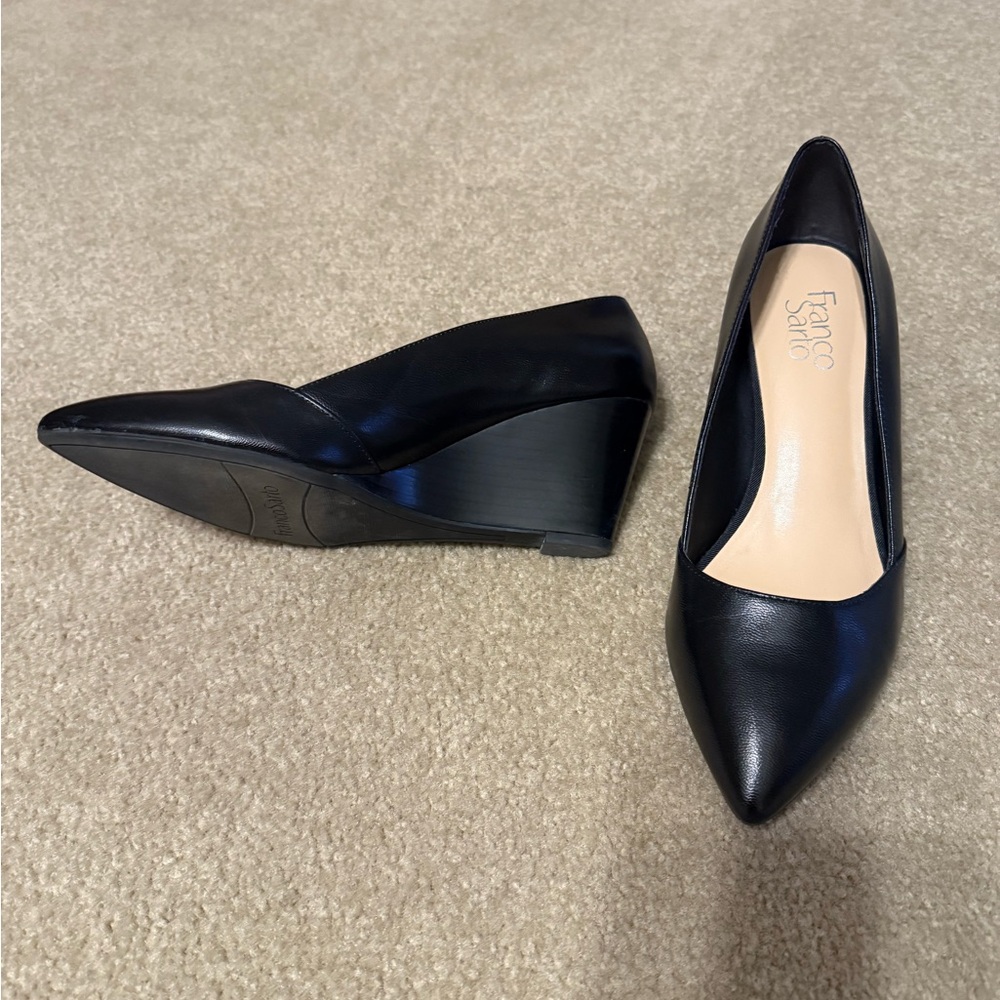 Franco Sarto pumps